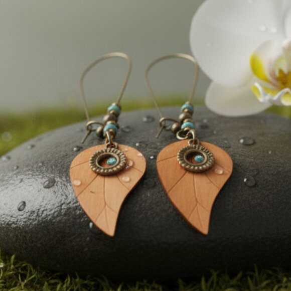 🆕️Rustic Boho Chic Wooden Leaf Earrings with Copper Beads & Turquoise Charm - Picture 9 of 11